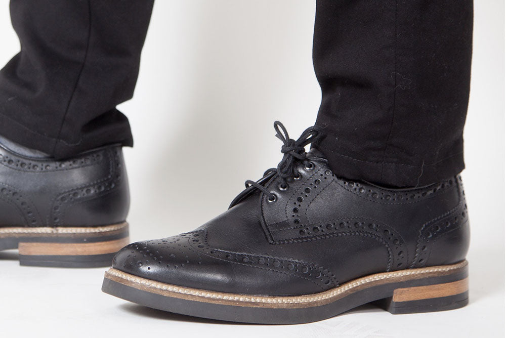 Zapatos Brogue Color Negro