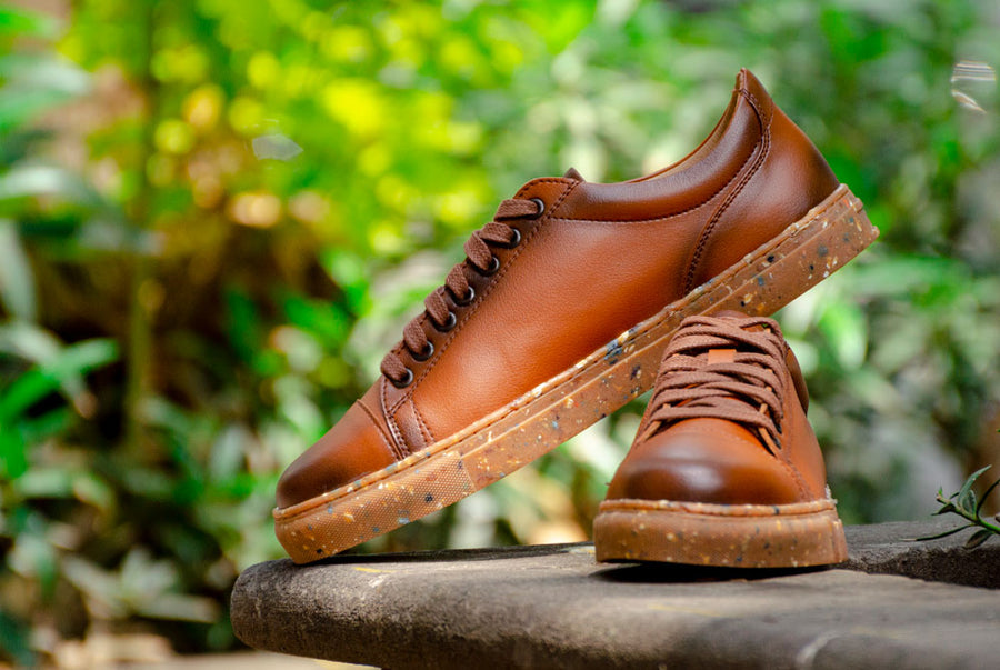 Viceversa – Tenis Cap-Toe Color Miel